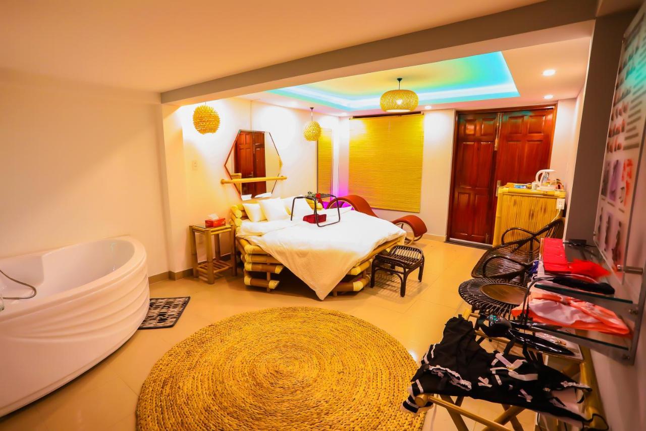 Love hôtel Lồng đèn đỏ Hô Chi Minh-Ville